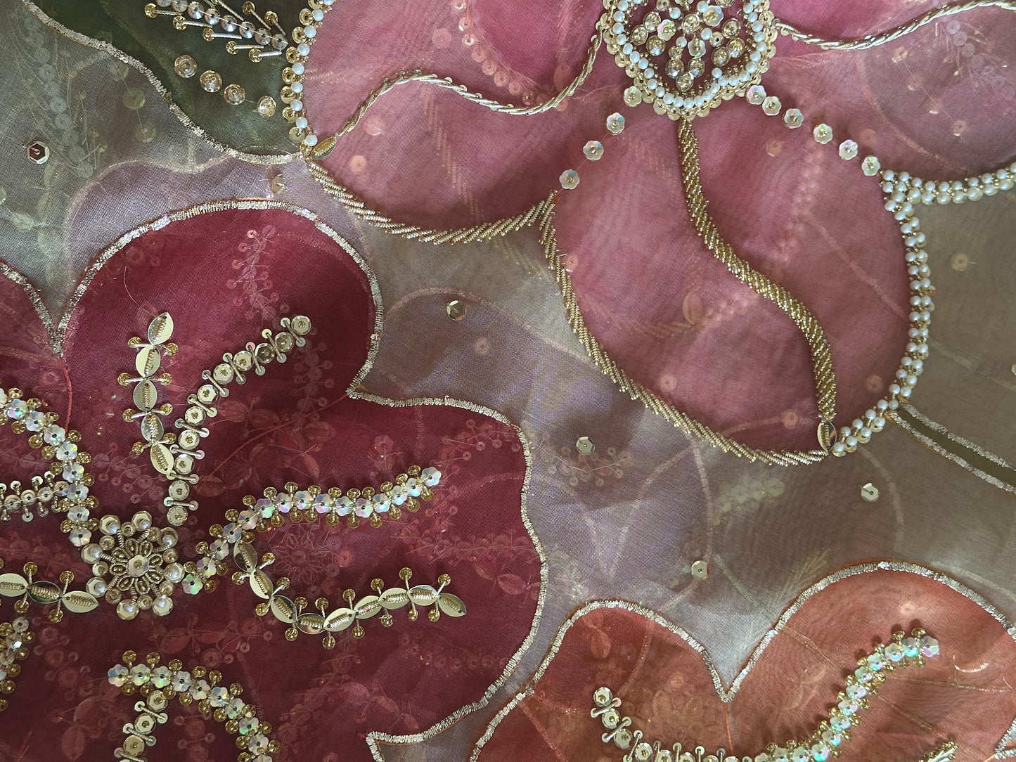Particoloured beige duppatta